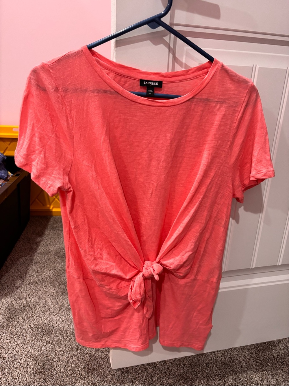Express Coral Tie-Knot Short Sleeve Tee